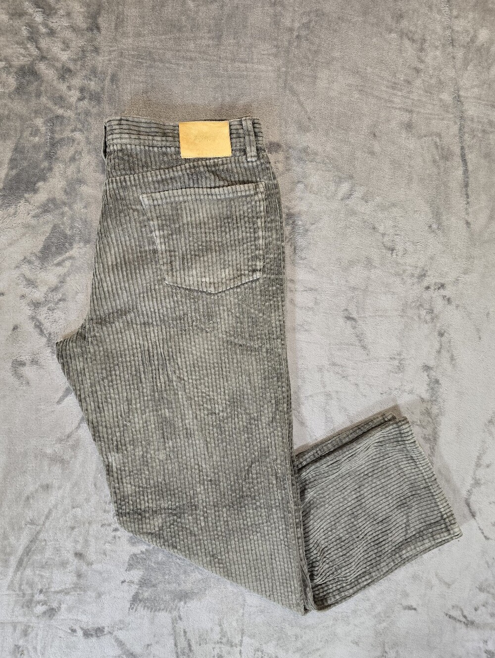 Vintage Y2K Hugo Boss Corduroy Pants Size 36x30 Olive Green